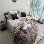 Boutique Studio, Sea Views Of Vistas And Free Wifi شقة *